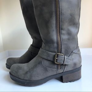 WHITE MOUNTAIN Backbeat Boots (Gray-Brown)